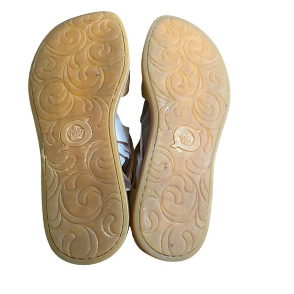 Born BR0018310 Gold Leather Gladiator Sandals Zip Back Women’s 9M Comfort Casual - Picture 7 of 8